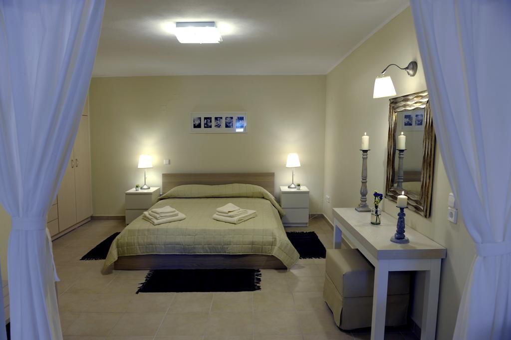 Almyris Hotel Adamantas  Phòng bức ảnh