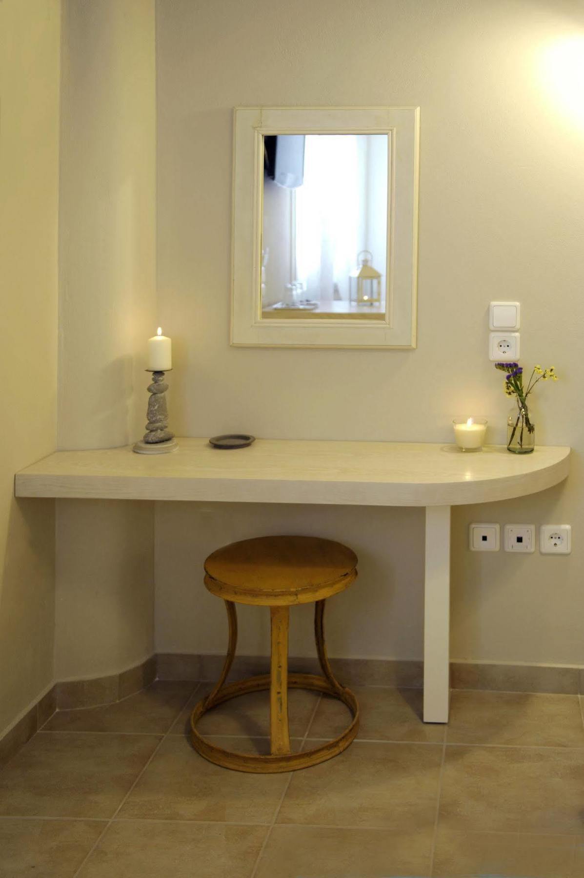 Almyris Hotel Adamantas  Ngoại thất bức ảnh