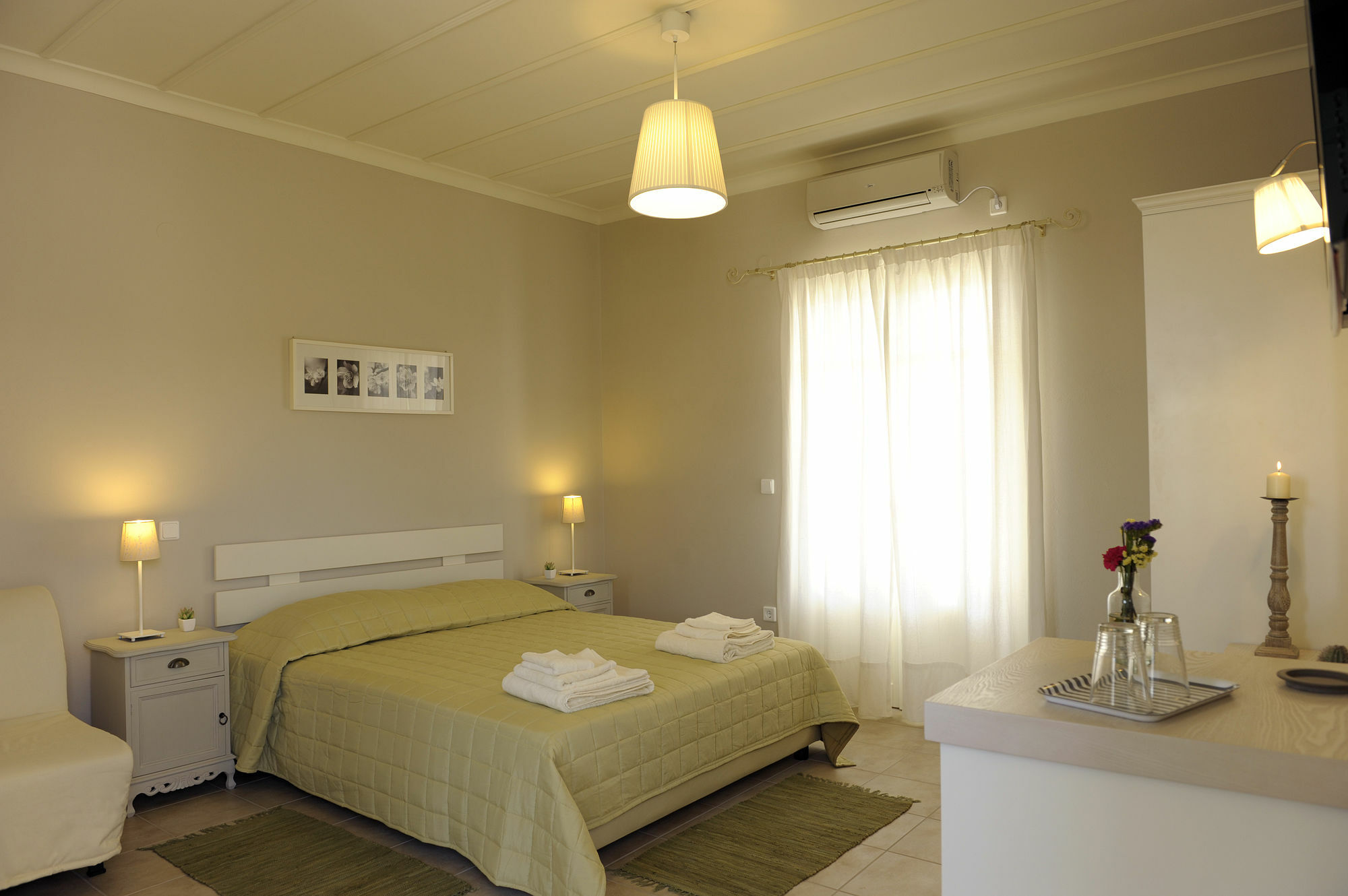 Almyris Hotel Adamantas  Ngoại thất bức ảnh