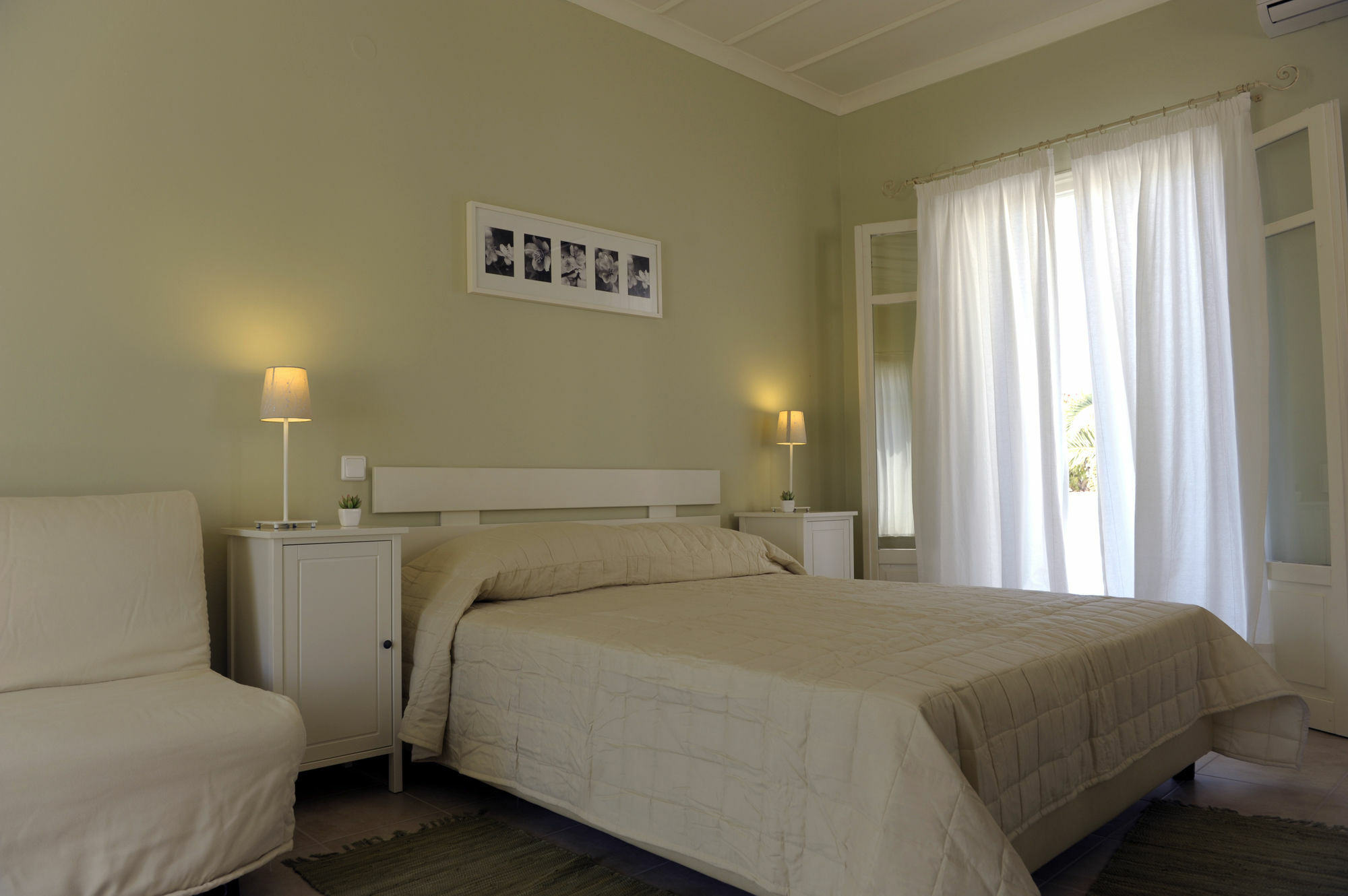 Almyris Hotel Adamantas  Ngoại thất bức ảnh